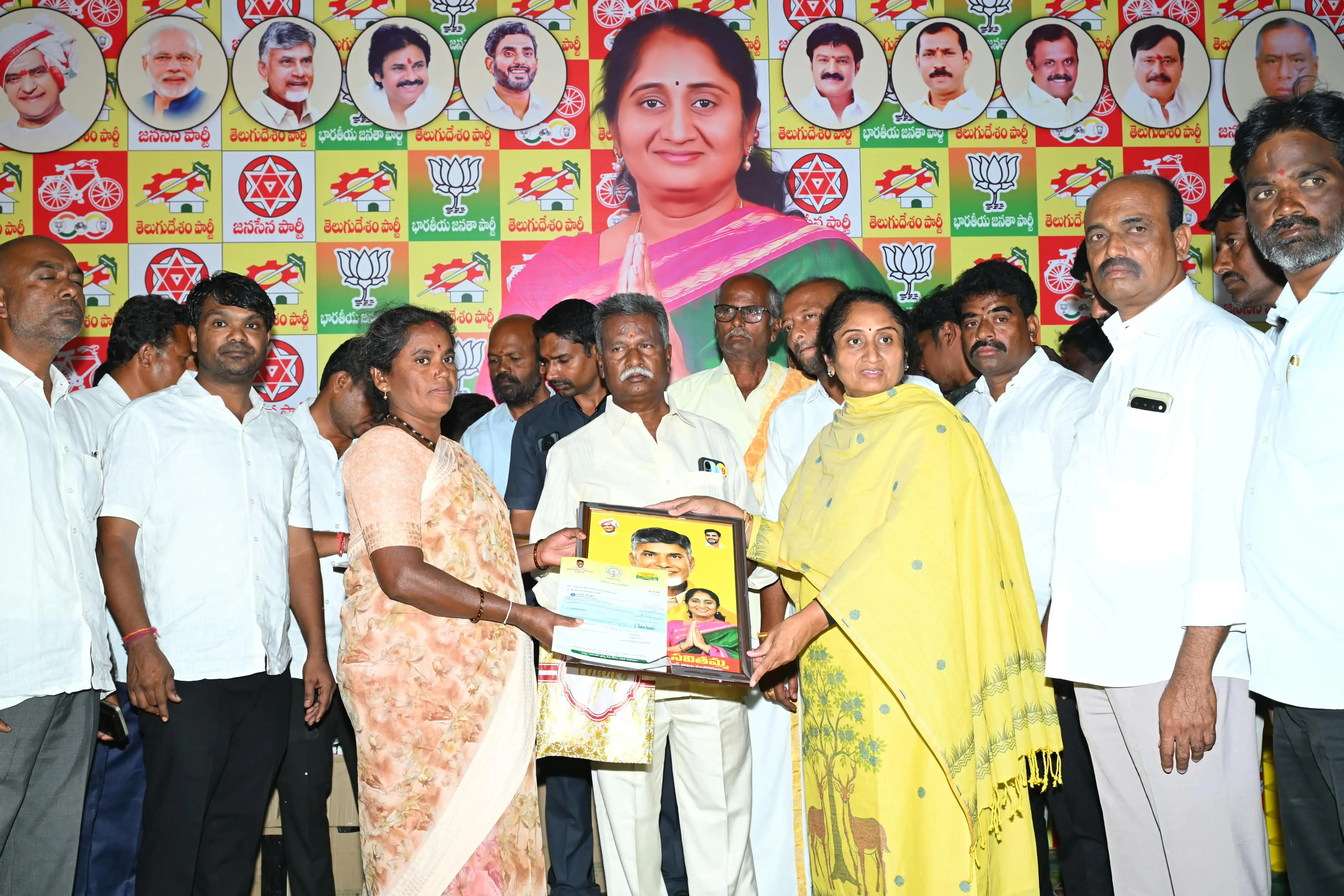 70 మందికి రూ.31.43 లక్షల CMRF చెక్కుల పంపిణీ
