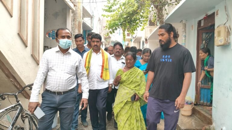 డయేరియా ప్రభావిత ప్రాంతాల్లో ఎమ్మెల్యే గొండు శంకర్, జిల్లా కలెక్టర్ స్వప్నిల్ దినకర్ పుండ్కర్ పర్యటన