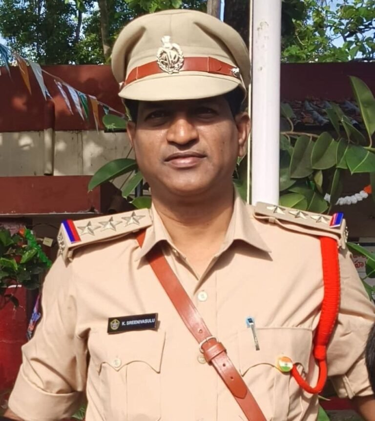 ఇంటిలో ఎవరు లేని సమయంలో 30 గ్రాముల బంగారాన్ని దోచుకెళ్లిన గుర్తు తెలియని దొంగలు